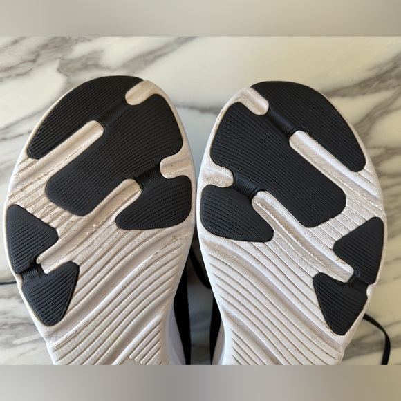 Hoka Women’s Solimar - Picture 6 of 15